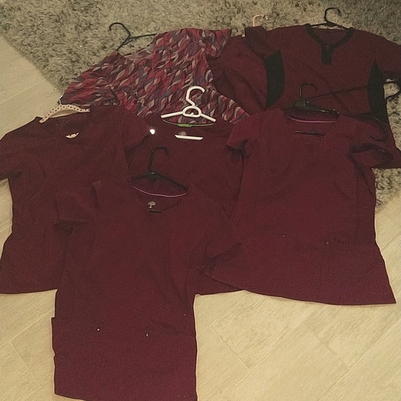 Scrub bundle 8 sets - Picture 6 of 10